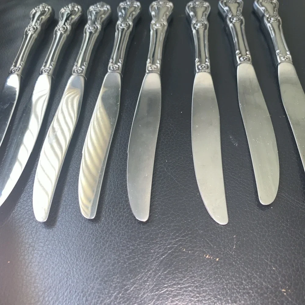 8 Oneida WM A Rogers PRESIDENT Premier Stainless Knives 9 inch Silver